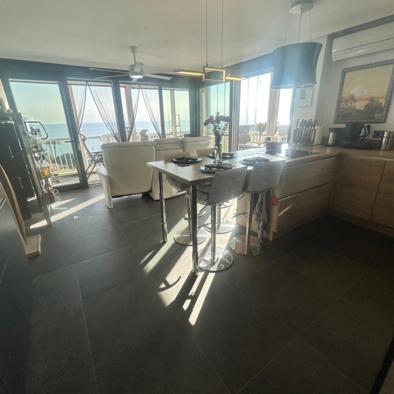 Selecciona la imagen para ver el listado completo